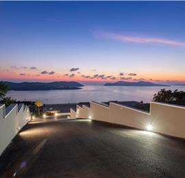 Luxury 5-Bedroom Sea-View Villa with Heated Infinity Pool in Orasac near Dubrovnik – Sleeps 10